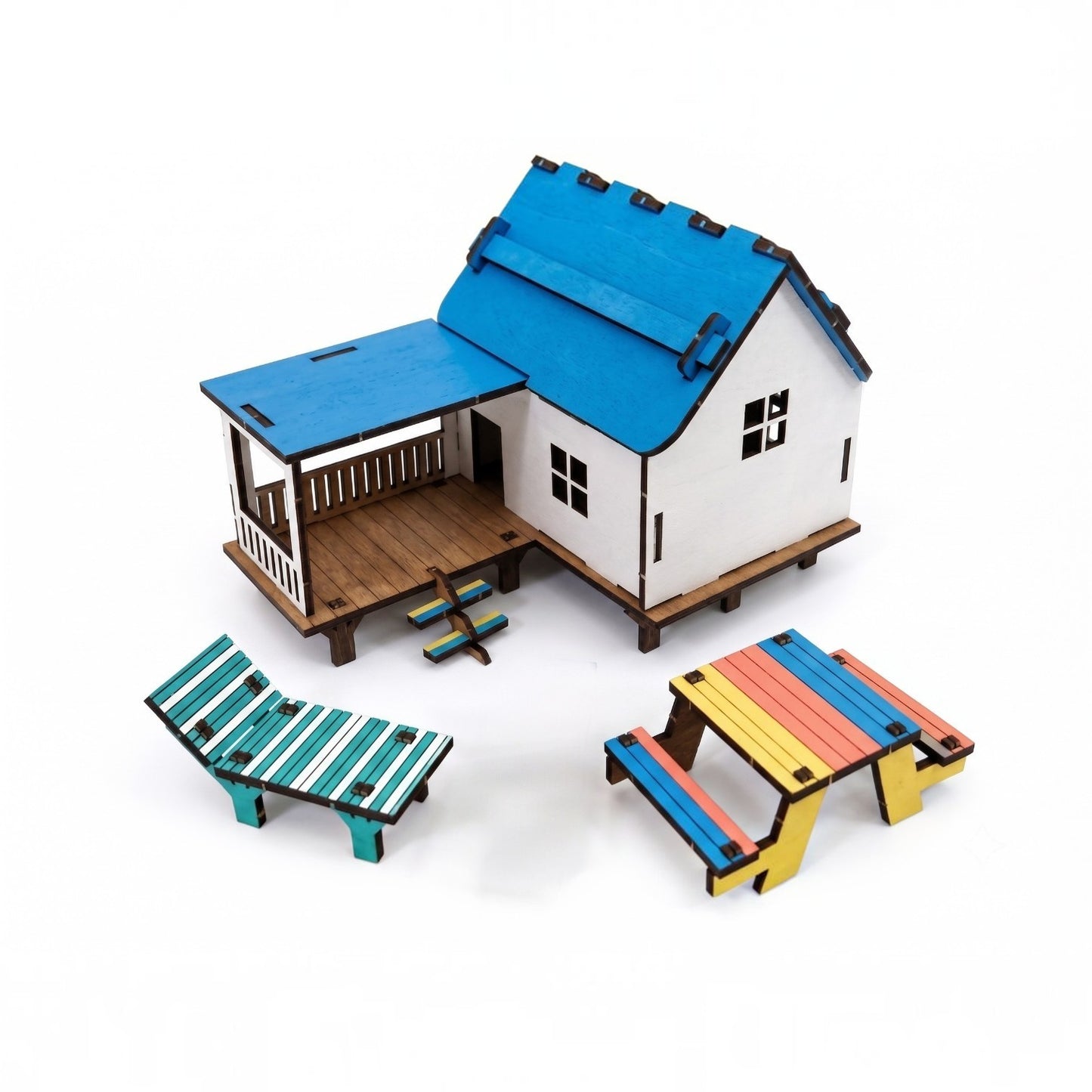 BAGJI TOYS Coastal Creek Beach House DIY Wooden Painting Kit - painted house with lounger and picnic table